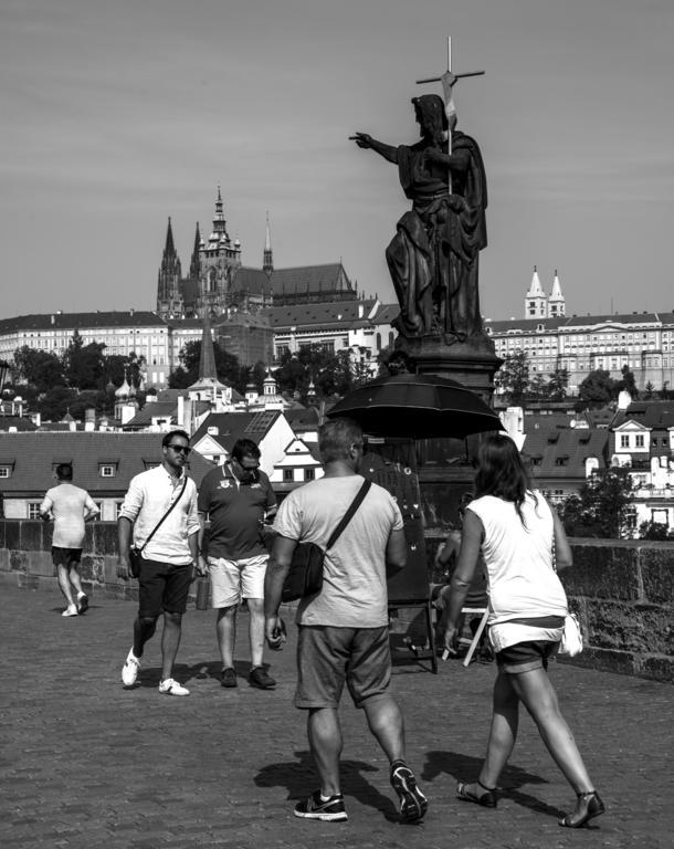Studio Karlův Most Prag Rum bild